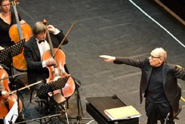 3724639 morricone v0